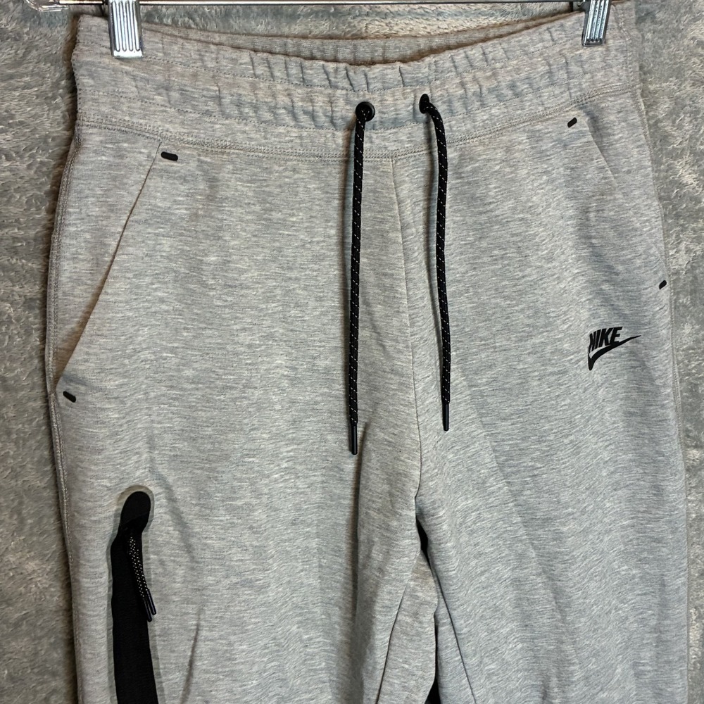 Nike Tech Fleece Women Jogger Pant M Active Athletic Insulated Sweatpants Gray